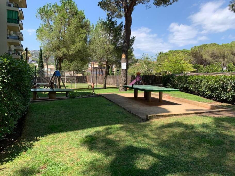 Amplio Apartamento Con Piscina Al Lado De La Playa Platja d'Aro Ngoại thất bức ảnh