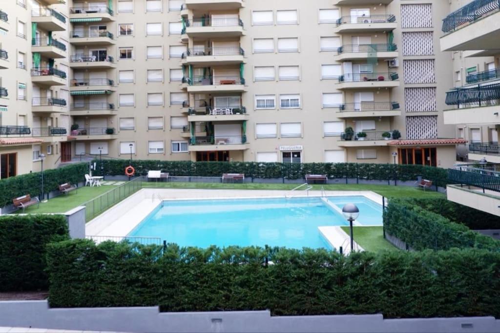 Amplio Apartamento Con Piscina Al Lado De La Playa Platja d'Aro Ngoại thất bức ảnh