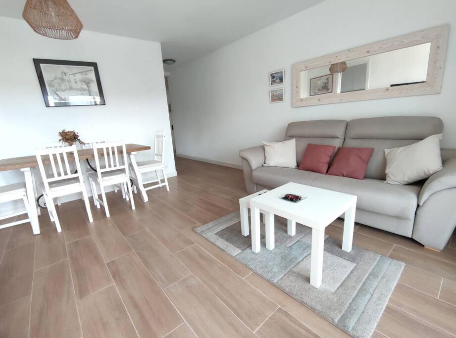Amplio Apartamento Con Piscina Al Lado De La Playa Platja d'Aro Ngoại thất bức ảnh